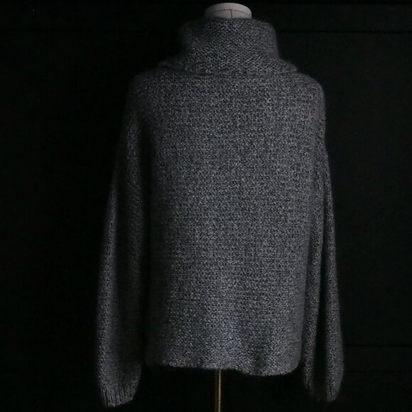 Zara | Beautiful Mohair Blend, Cable Knit, Turtleneck Sweater - Picture 5 of 6